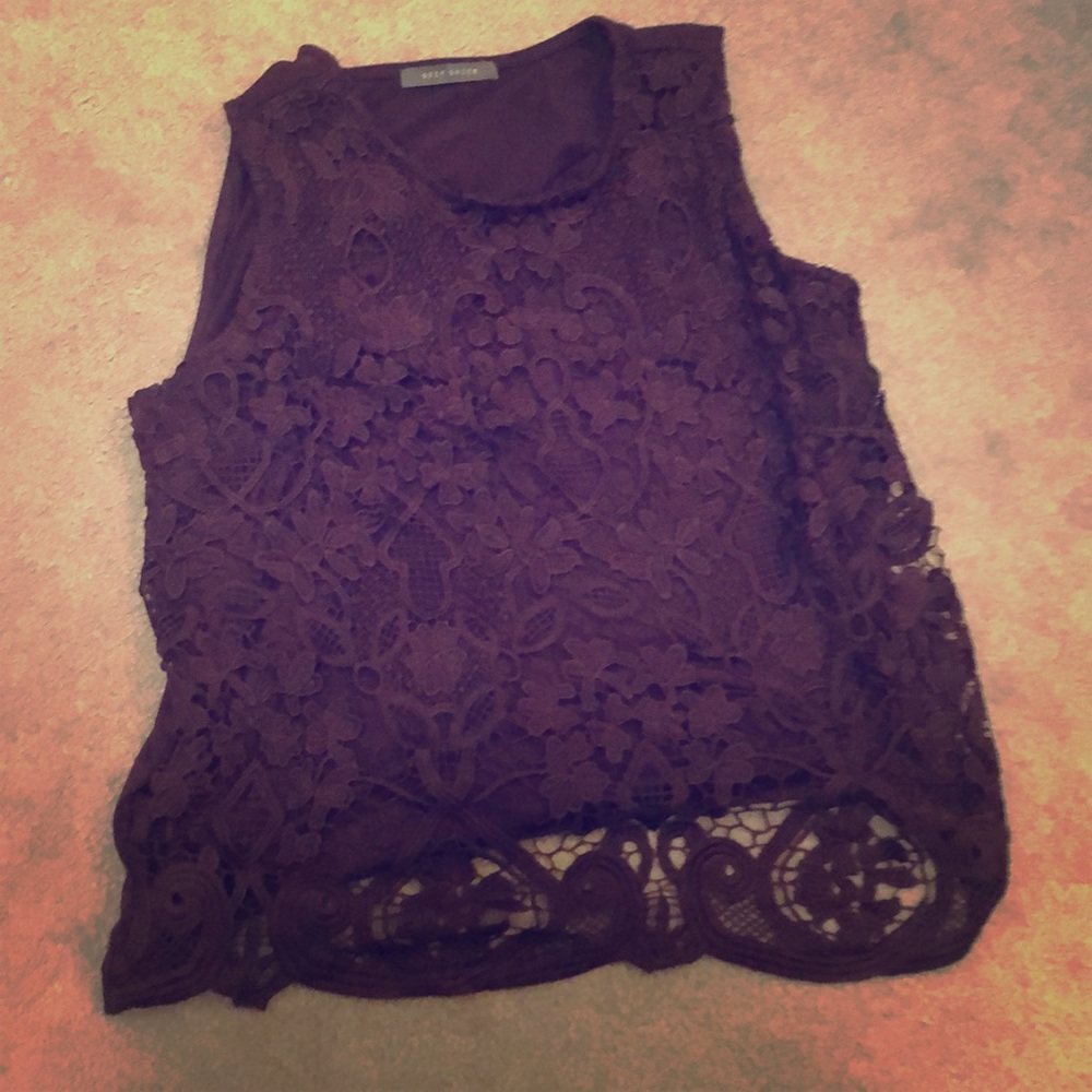 Suzy shier top